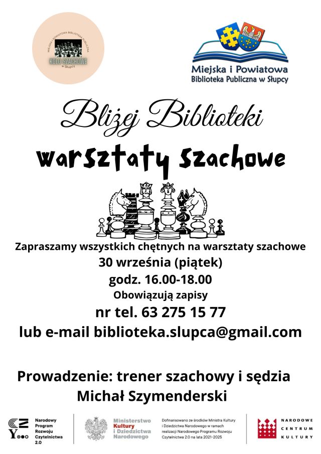 na białym tle pośrodku szachy, w prawym górnym rogu logo biblioteki, a w lewym koła szachowego