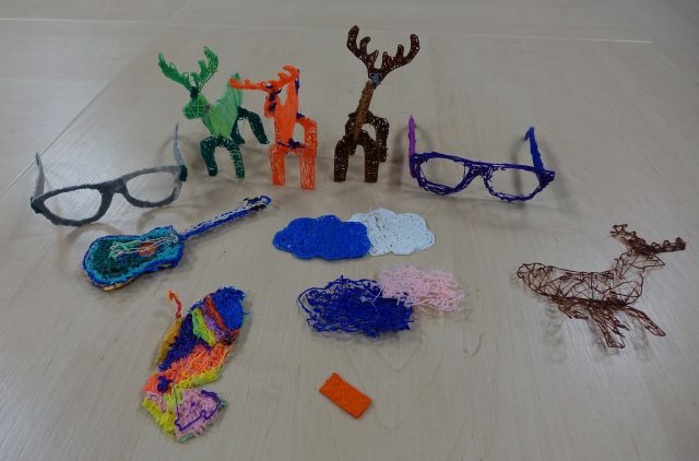 figurki wydrukowane przez dzieci długopisem 3D