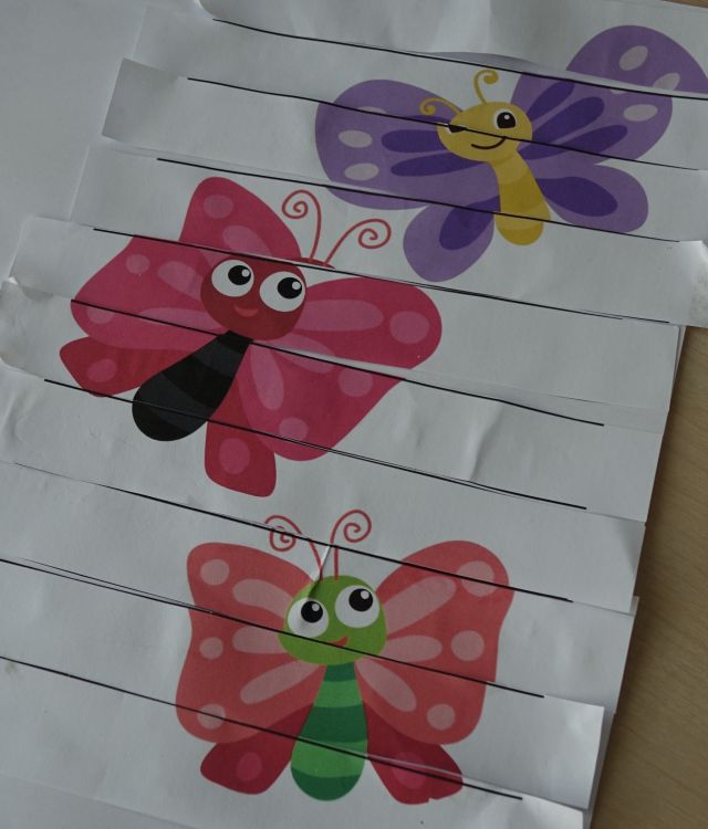 kwiaty ułożone z puzli