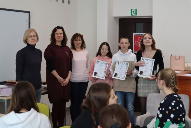 3 laureatów konkurs i 3 kobiety