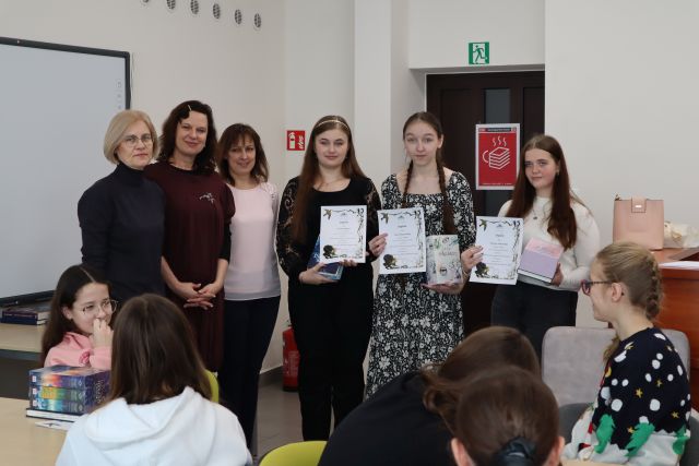 3 laureatów konkurs i 3 kobiety