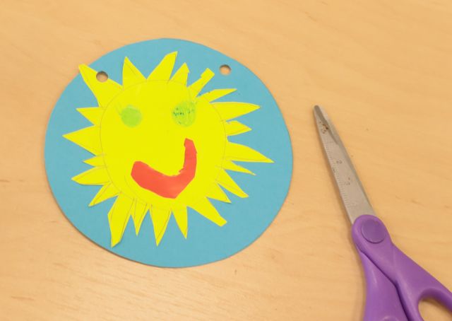 order uśmiechu z papieru