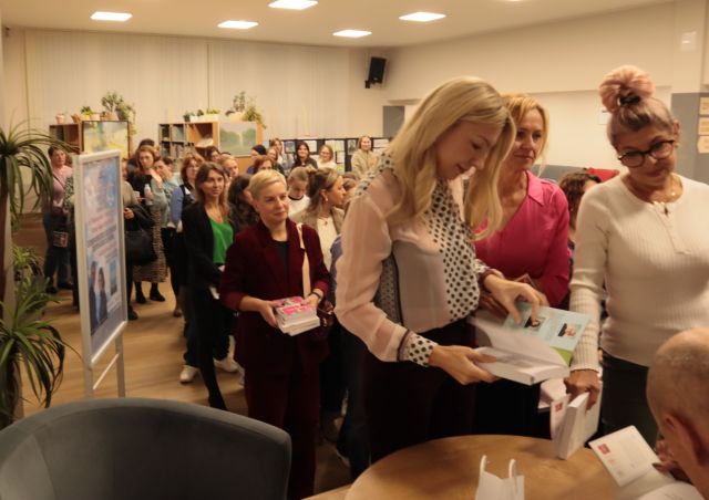 kolejka po podpis do doktora